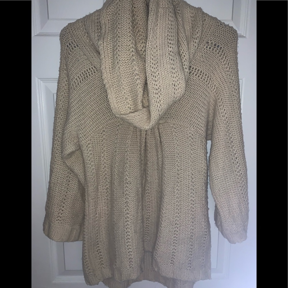 Boutique sweater so soft cream color